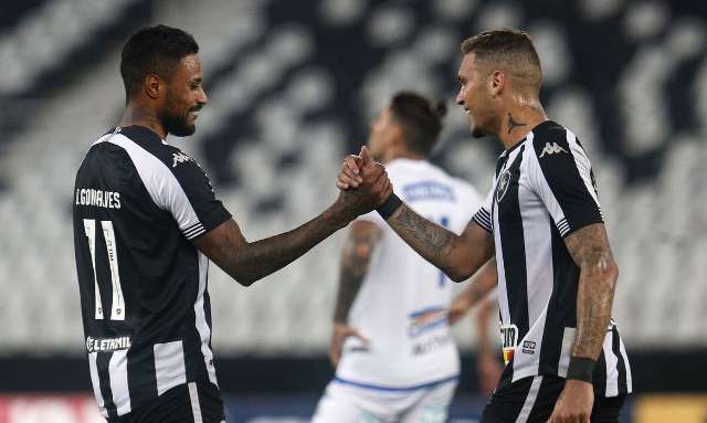 Botafogo vence CSA em jogo atrasado da 6&ordf; rodada da S&eacute;rie B