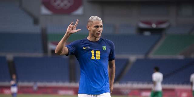 Richarlison faz duas vezes e garante vit&oacute;ria do Brasil sobre Ar&aacute;bia Saudita