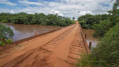 Prefeitura prepara licitação de R$ 4 milhões para construção de pontes