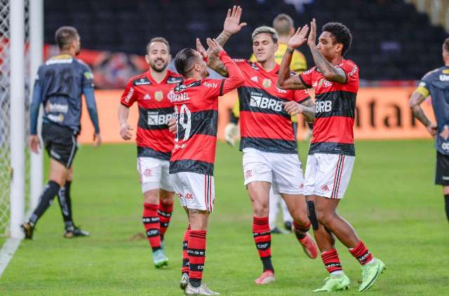 Flamengo vence o ABC com goleada de 6 a 0 no Maracan&atilde; 