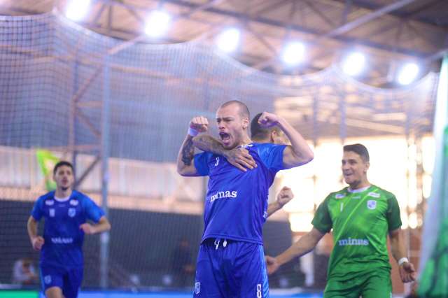 Definidos semifinalistas da Ta&ccedil;a Brasil de Futsal em Dourados