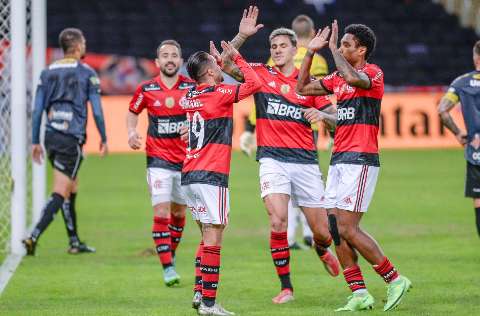 Flamengo vence o ABC com goleada de 6 a 0 no Maracanã 