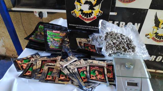 Fornecedores de &ldquo;maconha classe A&rdquo; para estudantes s&atilde;o presos 