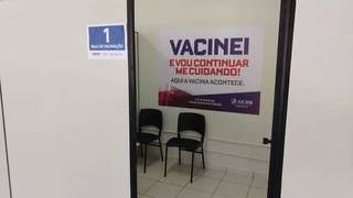 Sala de vacinação para pedestres era pedido de população vizinha à universidade. (Foto: Divulgação/UCDB)