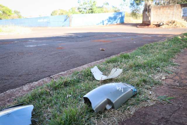 Motoristas b&ecirc;bados s&atilde;o presos ap&oacute;s acidentes na madrugada