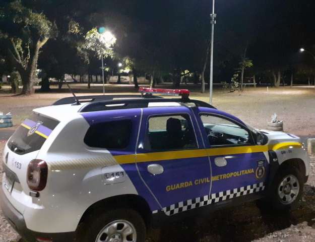 Mesmo com o novo toque de recolher, Guarda manda 43 pessoas para a casa 