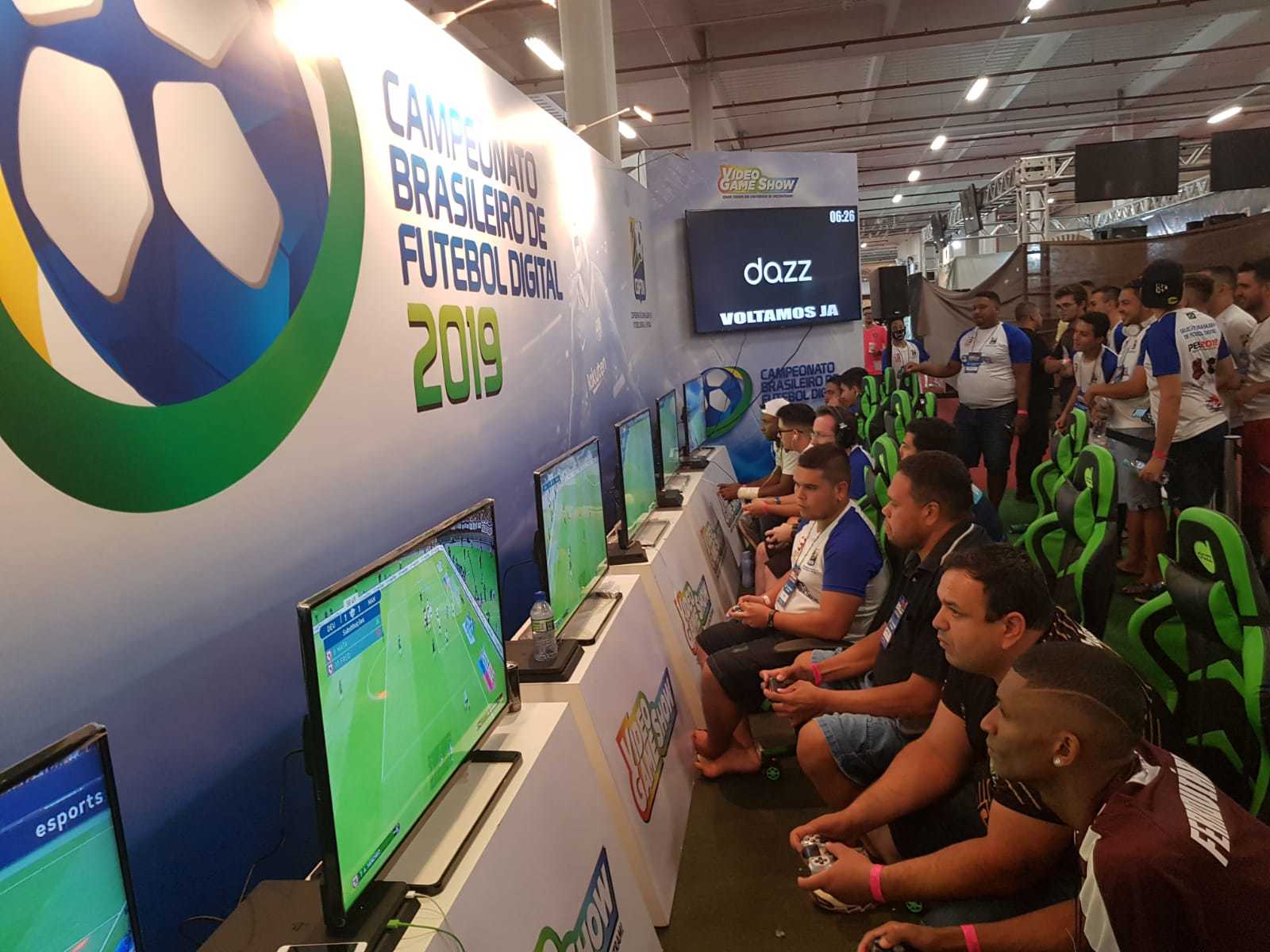 Movimentos dos gamers durante futebol online somam pontos em ação inovadora  da Rexona - ABRAMARK