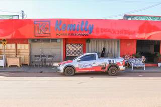 Fachada da loja Kemilly Móveis na rua Anselmo Selingard, nº 1355 – Lageado. (Foto: Henrique Kawaminami)