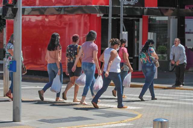 Lojistas planejam desconto at&eacute; em hotel e atra&ccedil;&otilde;es culturais para atrair cliente