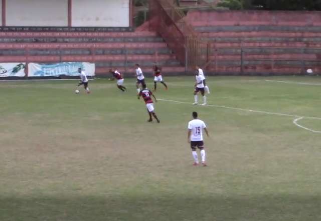 &Aacute;guia Negra evita goleada, mas n&atilde;o impede nova derrota em casa