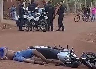 Rapaz de 19 anos &eacute; baleado por policiais durante persegui&ccedil;&atilde;o de moto