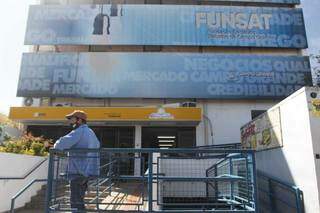 Funsat fica localizada rua 14 de Julho, número 992, em Campo Grande. (Foto: Arquivo/Marcos Maluf)