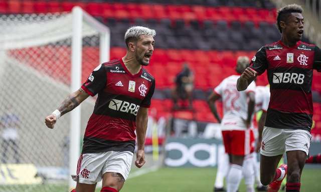 Domingo tem Santos e Corinthians, Fla enfrenta Inter e h&aacute; chance de novo l&iacute;der