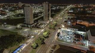 Cidade durante toque de recolher que, atualmente, está vigente da meia-noite às 5h. (Foto: Gabriel Marchesi)