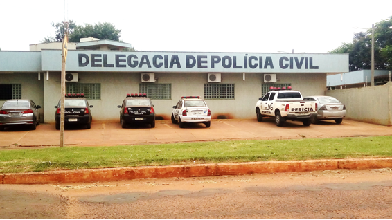 Homem &eacute; morto em bar com 3 facadas e suspeito vai preso em flagrante 