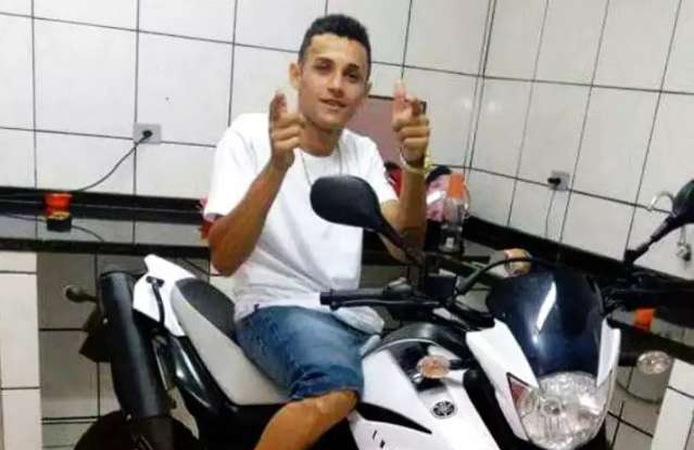M&atilde;e confirma que corpo &eacute; de filho &ldquo;morto com muita crueldade&rdquo;