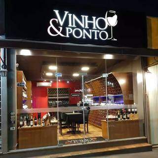 A Vinho & Ponto está localizada na Rua Rio Grande do Sul, nº 1293, Jardim dos Estados.