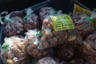 Amendoins doces e salgados de Dona Anitta. (Foto: Vanessa Ayala)