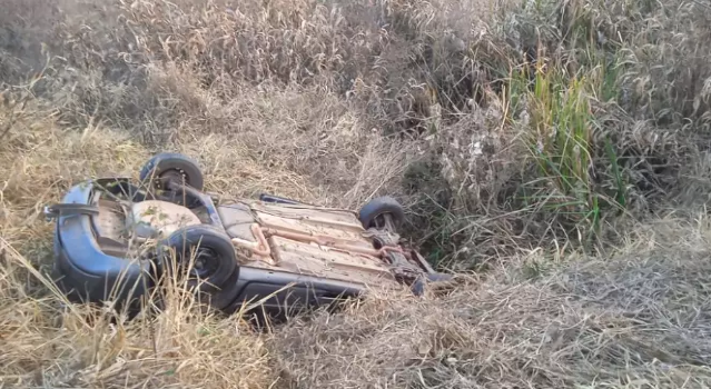 Motorista diz que dormiu ao volante antes de capotagem que matou tr&ecirc;s