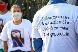 Fam&iacute;lia de Carla protesta: &ldquo;N&atilde;o responder bom dia, n&atilde;o d&aacute; direito de me matar&rdquo;