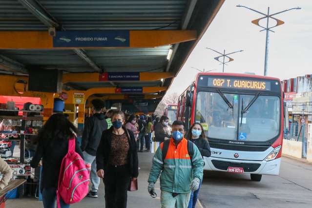 Campo Grande ter&aacute; vacina&ccedil;&atilde;o em 4 terminais, supermercados, ONGs e at&eacute; pra&ccedil;as