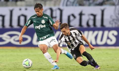 Atlético-MG e Palmeiras brigam pela liderança do Brasileirão neste sábado