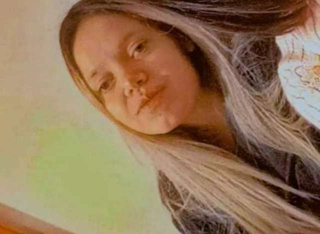 Quase 48h ap&oacute;s sumi&ccedil;o, fam&iacute;lia roda bairros atr&aacute;s de jovem com s&iacute;ndrome rara