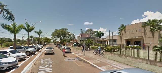 Condutor perde controle de moto e carona morre ao bater cabe&ccedil;a em palmeira