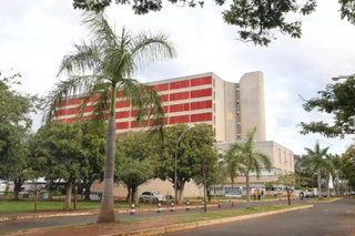 Hospital Regional Rosa Pedrossian é referência para a covid. (Foto: Paulo Francis)