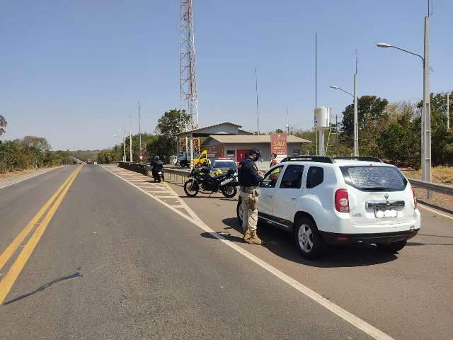 PRF usa c&acirc;meras para flagrar motorista ultrapassando em faixa cont&iacute;nua