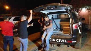 Pol&iacute;cia prende autor de homic&iacute;dio em Dourados e encontra faca do crime