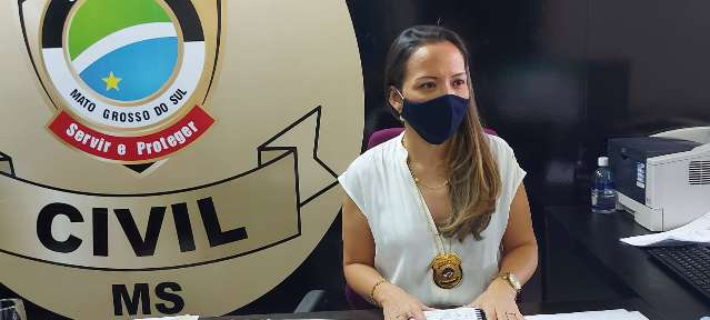 Para pol&iacute;cia, digital influencer abriu a porta e chegou a correr fora do carro 