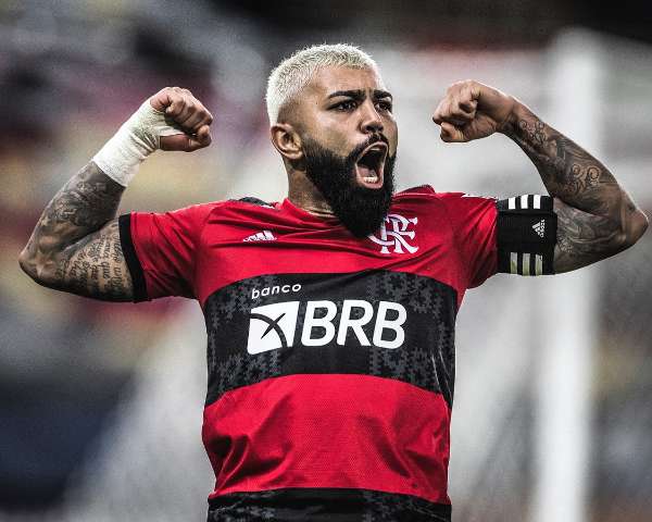 Flamengo goleia novamente e chega com moral na semi da Libertadores