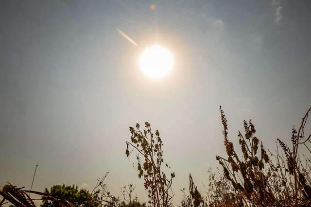 Sensa&ccedil;&atilde;o t&eacute;rmica bate os 44&deg;C em MS