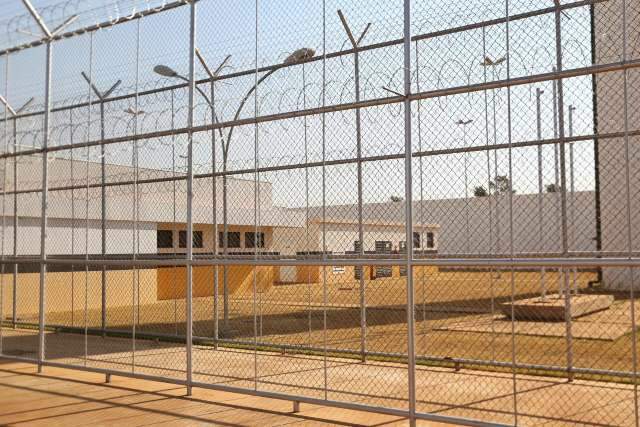 Presos que t&ecirc;m problemas com fac&ccedil;&otilde;es v&atilde;o para novo pres&iacute;dio da Gameleira