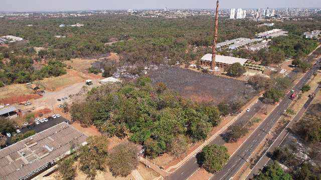 Idoso presta depoimento, mas nega que tenha ateado fogo no Parque dos Poderes