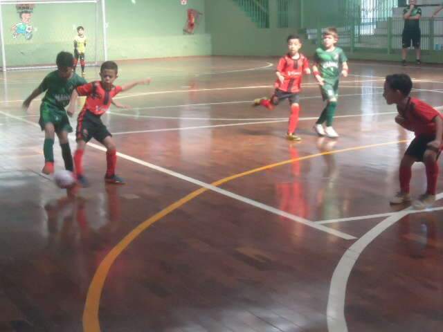 Dois jogos movimentam segunda rodada de torneio de futsal no s&aacute;bado