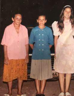 Da esquerda à direita: Mãe de Gilda, dona Severina, uma das tias e uma vizinha de Pernambuco. (Foto: Arquivo Pessoal)