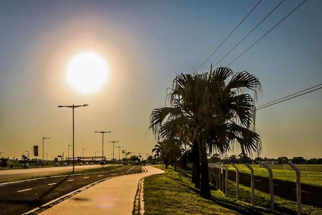 Em mais um dia de forte calor em MS, umidade fica abaixo dos 20%