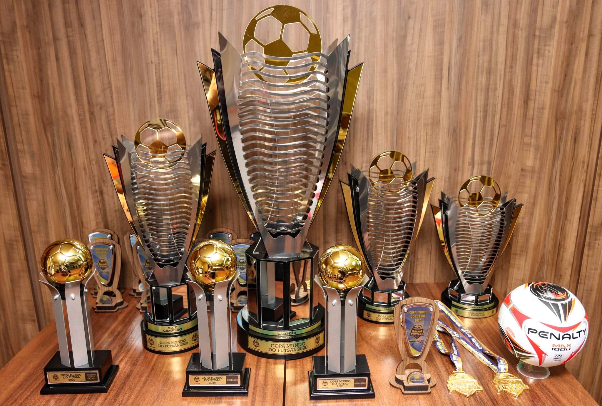 Duduzinho é eleito melhor ala direito da Copa Mundo do Futsal Sub-21