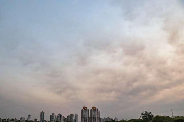 Semana come&ccedil;a com alerta e onda de calor atinge 41&ordm;C em MS