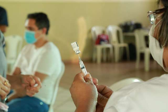 Capital atinge 1 milh&atilde;o de doses aplicadas contra covid