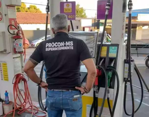 Desencontro entre Procons exp&otilde;e postos de combust&iacute;vel mesmo sem irregularidades