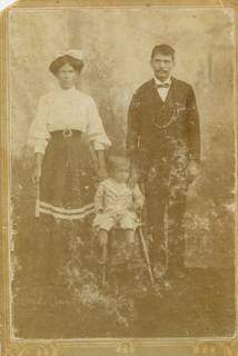 A foto mais antiga da família de Ronildo é de 1911. (Foto: Arquivo Pessoal)