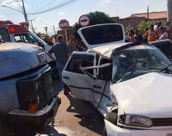 Caminhoneiro envolvido em acidente com gestante não tinha CNH e bebeu vodka