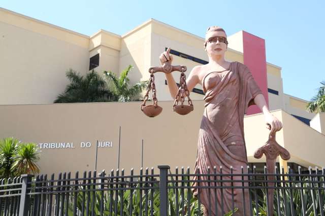 Pai que estuprou filha e amea&ccedil;ou matar ex-mulher fica na cadeia