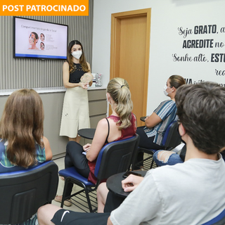 Dra.Talita Arossi ministrando um dos cursos. (Foto: Kísie Ainoã)