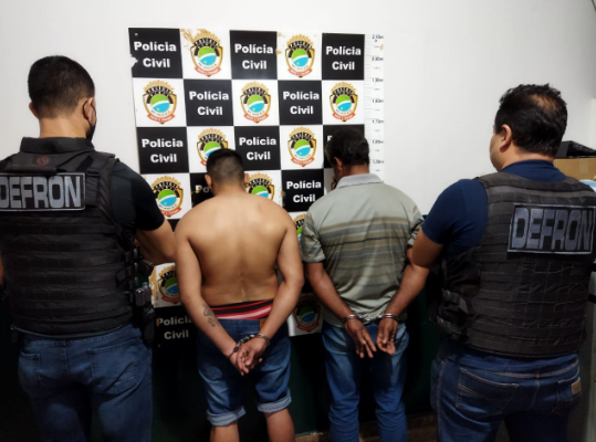 Traficantes s&atilde;o presos com 460 kg de maconha e armas em s&iacute;tio 