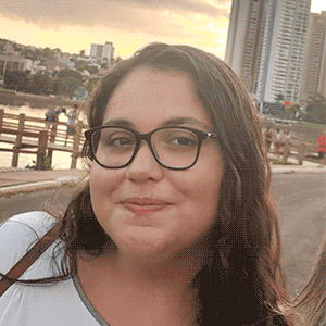 Vingança dos estagiários: Ana ganha elogio até em Diário Oficial  