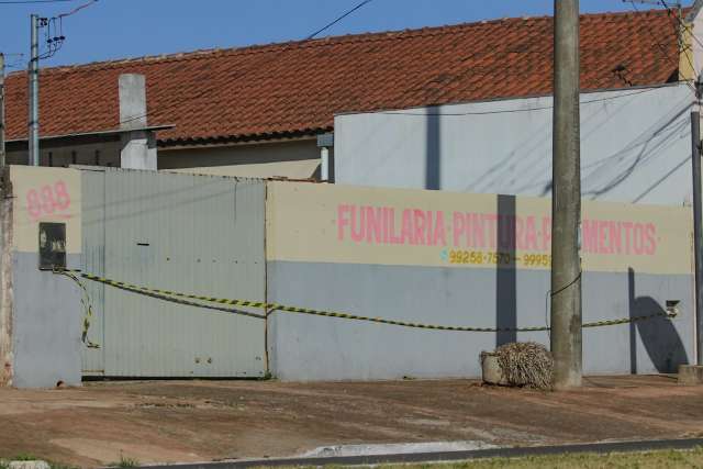 Vizinhos de bunker do tr&aacute;fico dizem que nunca viram movimento suspeito no local